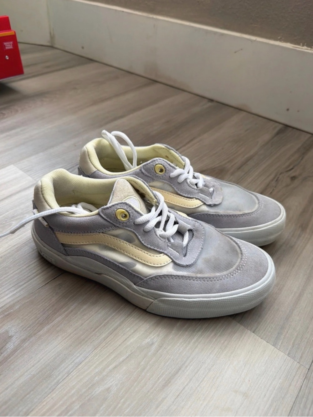 Vans Wayvee Dusty Blue and Yellow Sneakers | Size 7.5